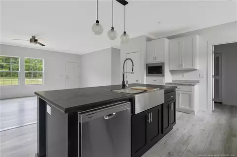 829 Loop Rd, Bunnlevel, NC 28323 photo 16