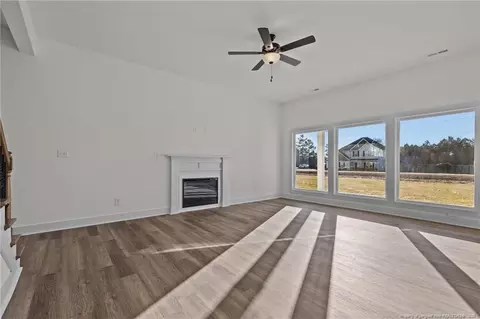 175 Bourbon St, Raeford, NC 28376 photo 6