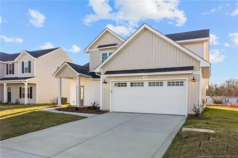 175 Bourbon St, Raeford, NC 28376 photo 2