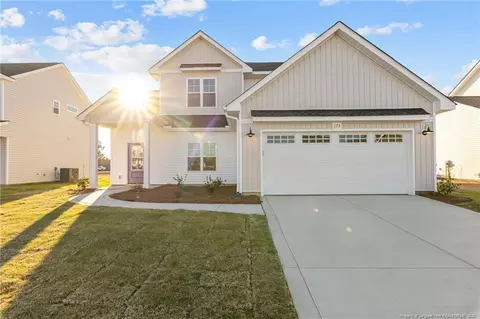 175 Bourbon St, Raeford, NC 28376 photo 4