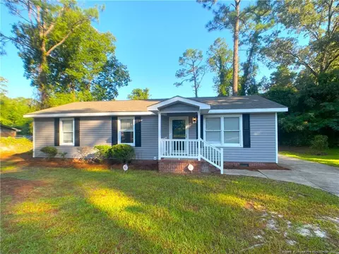 7544 Decatur Dr, Fayetteville, NC 28303