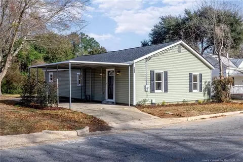 109 E Granville St, Dunn, NC 28334