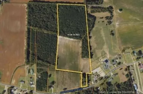 1194 W Blackman Rd, Dunn, NC 28334