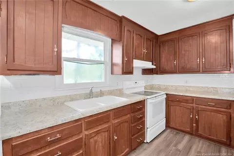 713 Regina Dr, Spring Lake, NC 28390 photo 9