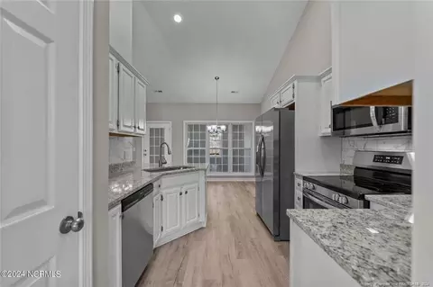 Entry Way - 550 W Denny Ave, Pinebluff, NC 28373 photo 1 of 3