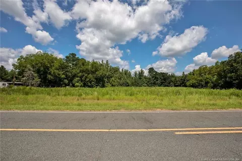 375 Hayes Rd, Spring Lake, NC 28390