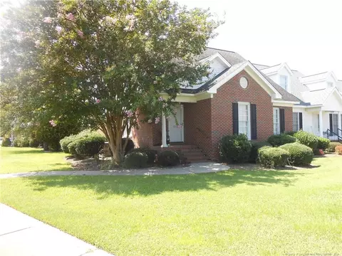 720 Amberleaf Dr, Lumberton, NC 28358