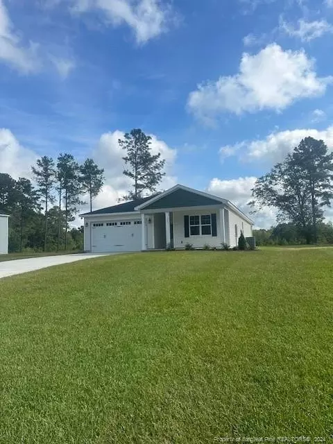 111 Pine Needle Dr, Salemburg, NC 28385