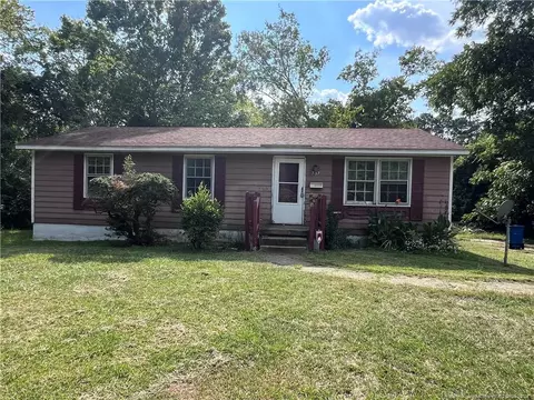 737 Italy St, Fayetteville, NC 28301