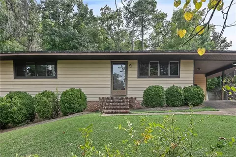 1729 Lyon Rd, Fayetteville, NC 28303
