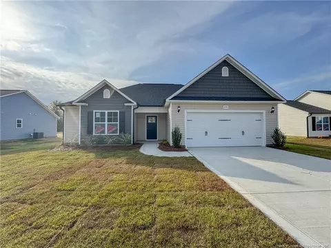 314 Guard Ln, Parkton, NC 28371