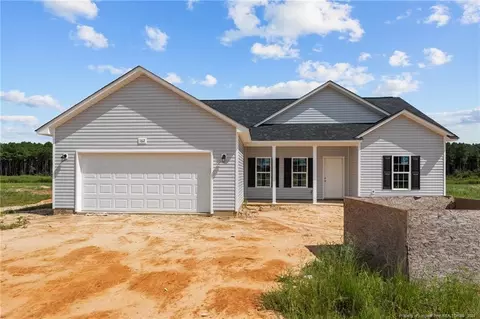 162 Orchard Ln, Parkton, NC 28371