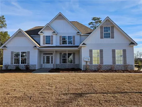 1327 Halibut St, Fayetteville, NC 28312