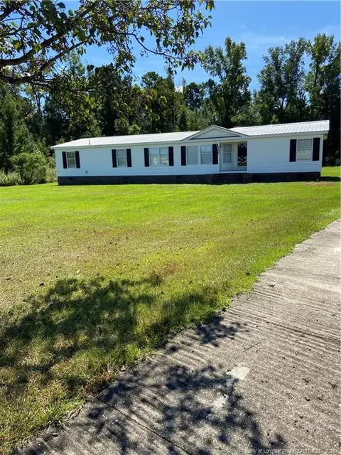 259 Fernwood Cir, Lumberton, NC 28360