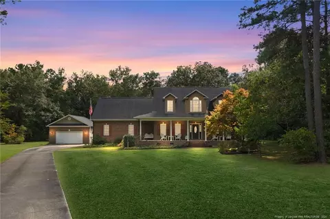 7742 Skylark Ct, Autryville, NC 28318