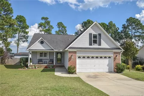 184 Chesapeake Rd, Cameron, NC 28326