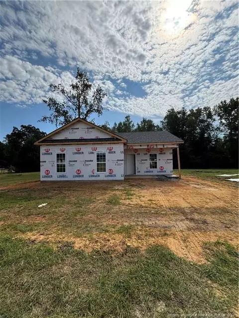 88 Glencove Dr, Lumberton, NC 28360