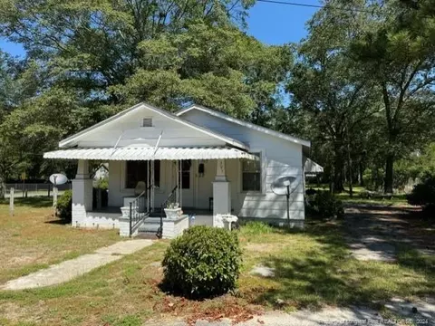 303 Pecan St, Lumberton, NC 28358