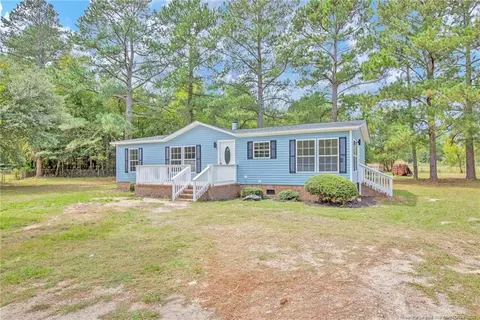 201 Mccormick Rd, Spring Lake, NC 28390