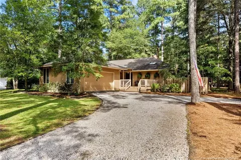 260 Lake Forest Dr, Pinehurst, NC 28374
