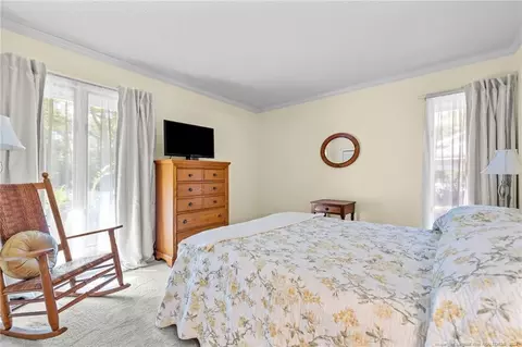 Bedroom - 260 Lake Forest Dr, Pinehurst, NC 28374 photo 4 of 4