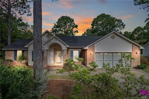 445 Richmond Park Dr, Cameron, NC 28326