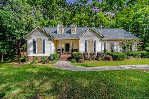 3302 Westcott Cir, Sanford, NC 27330