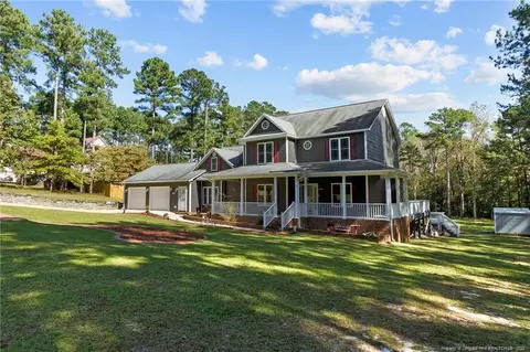 Exterior - 451 Senter Ln, Bunnlevel, NC 28323 photo 4 of 10