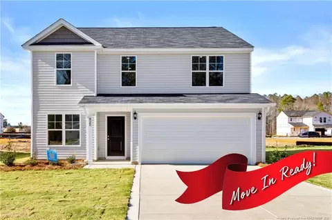 825 Old Angus Ln, Spring Lake, NC 28390