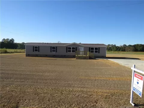 428 Barker Church Rd, Lumberton, NC 28358