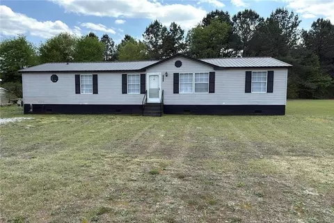 6810 Old Wire Rd, Laurel Hill, NC 28351