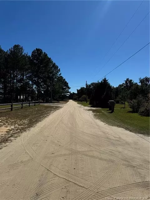 Harris Lane, Raeford, NC 28376 photo 4