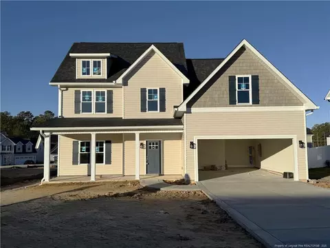 707 Chestoa Trl, Aberdeen, NC 28315