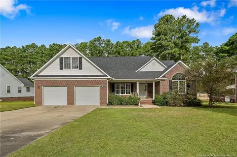757 Stone Cross Dr, Spring Lake, NC 28390