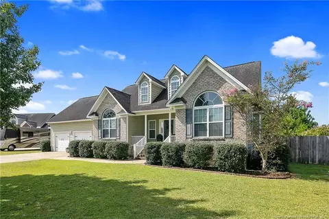 5604 Quiet Acres Ln, Wade, NC 28395