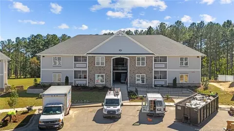 220 Gallery Dr #304, Spring Lake, NC 28390