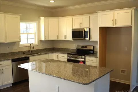 45 Knotts Berry Rd, Bunnlevel, NC 28323 photo 5