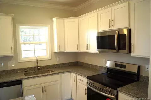 45 Knotts Berry Rd, Bunnlevel, NC 28323 photo 10