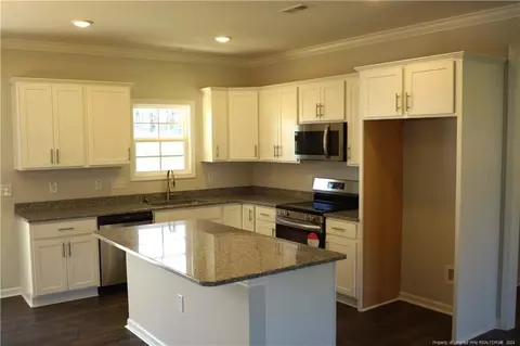 45 Knotts Berry Rd, Bunnlevel, NC 28323 photo 4