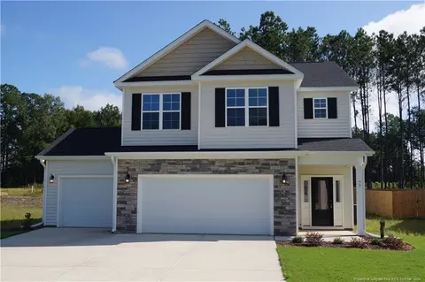 77 Knotts Berry Rd, Bunnlevel, NC 28323