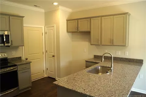 77 Knotts Berry Rd, Bunnlevel, NC 28323 photo 10
