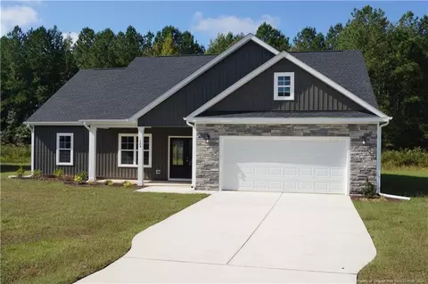 124 Knotts Berry Rd, Bunnlevel, NC 28323