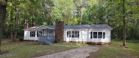 1602 Dolphin Dr, Spring Lake, NC 28390