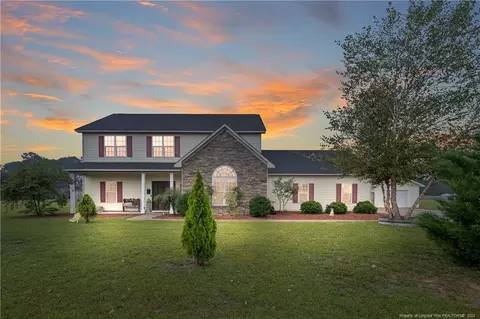 4621 Centennial Dr, Wade, NC 28395