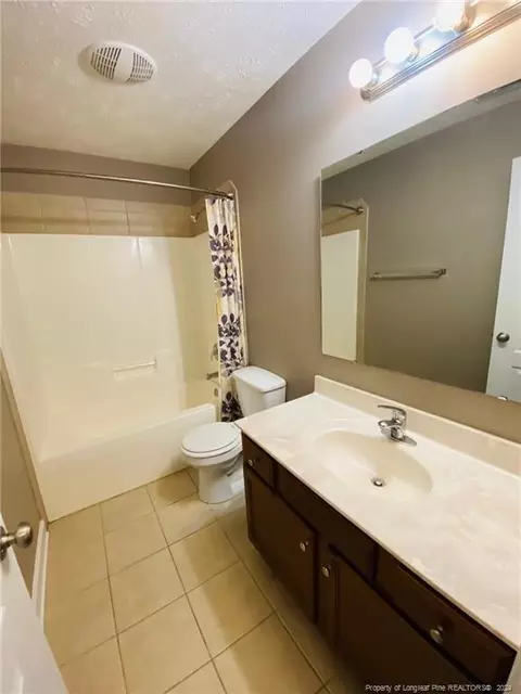 357 Crescent Dr, Raeford, NC 28376 photo 7
