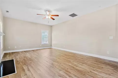 Living - 59 Judiciary Ct, Cameron, NC 28326 photo 2 of 3