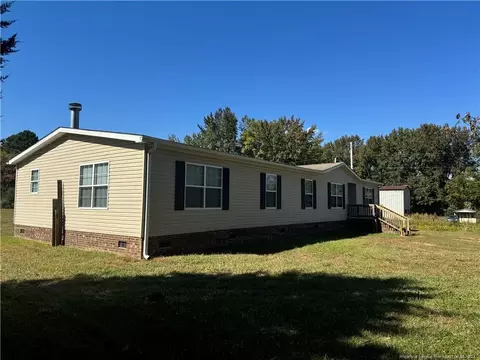 6381 Homestead Rd, Elm City, NC 27822