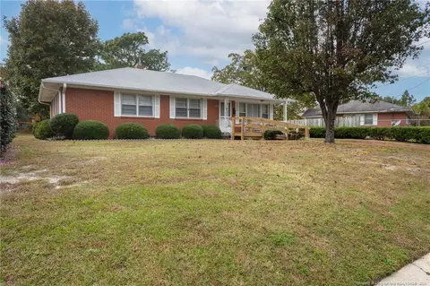 1905 Cascade St, Fayetteville, NC 28301