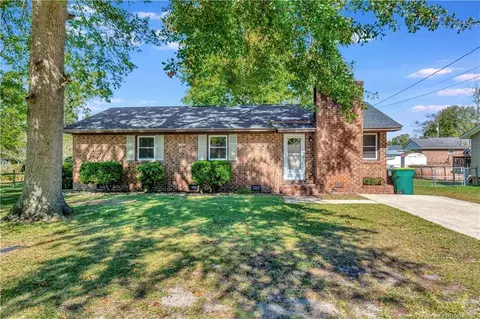 1217 E 8th St, Lumberton, NC 28358
