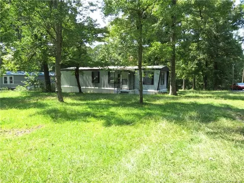 1408 Bethany Cir, Sanford, NC 27330